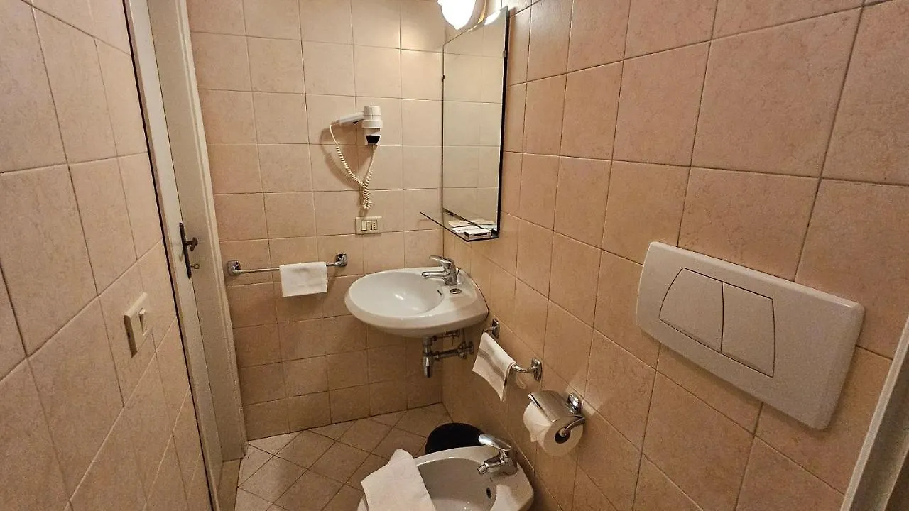Hotel Verena Dependance Savoia & Campana Montecatini Terme